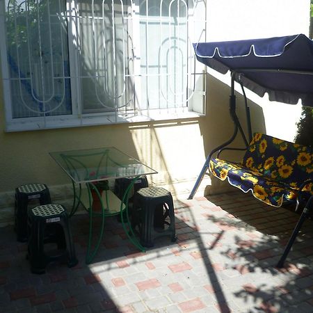 White House Apartments Odessa Rom bilde