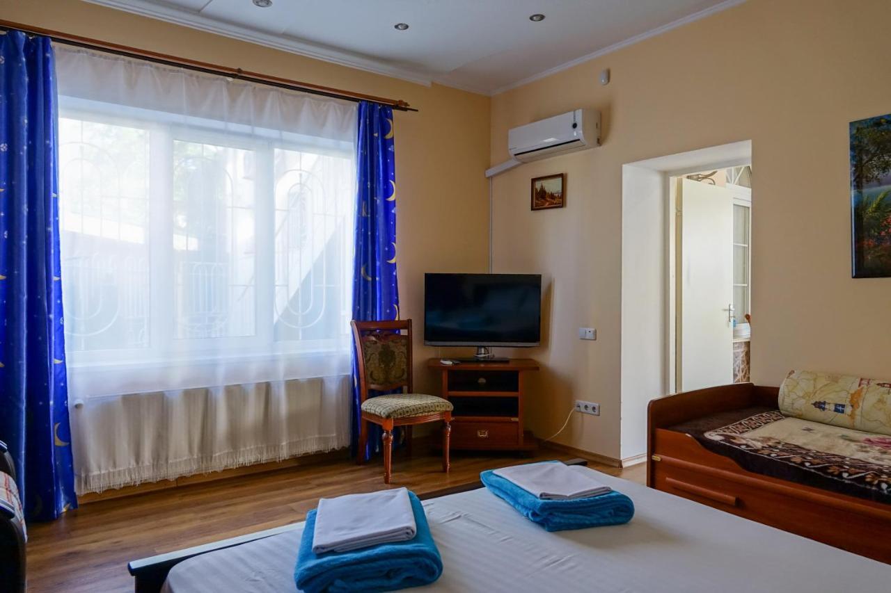 White House Apartments Odessa Eksteriør bilde
