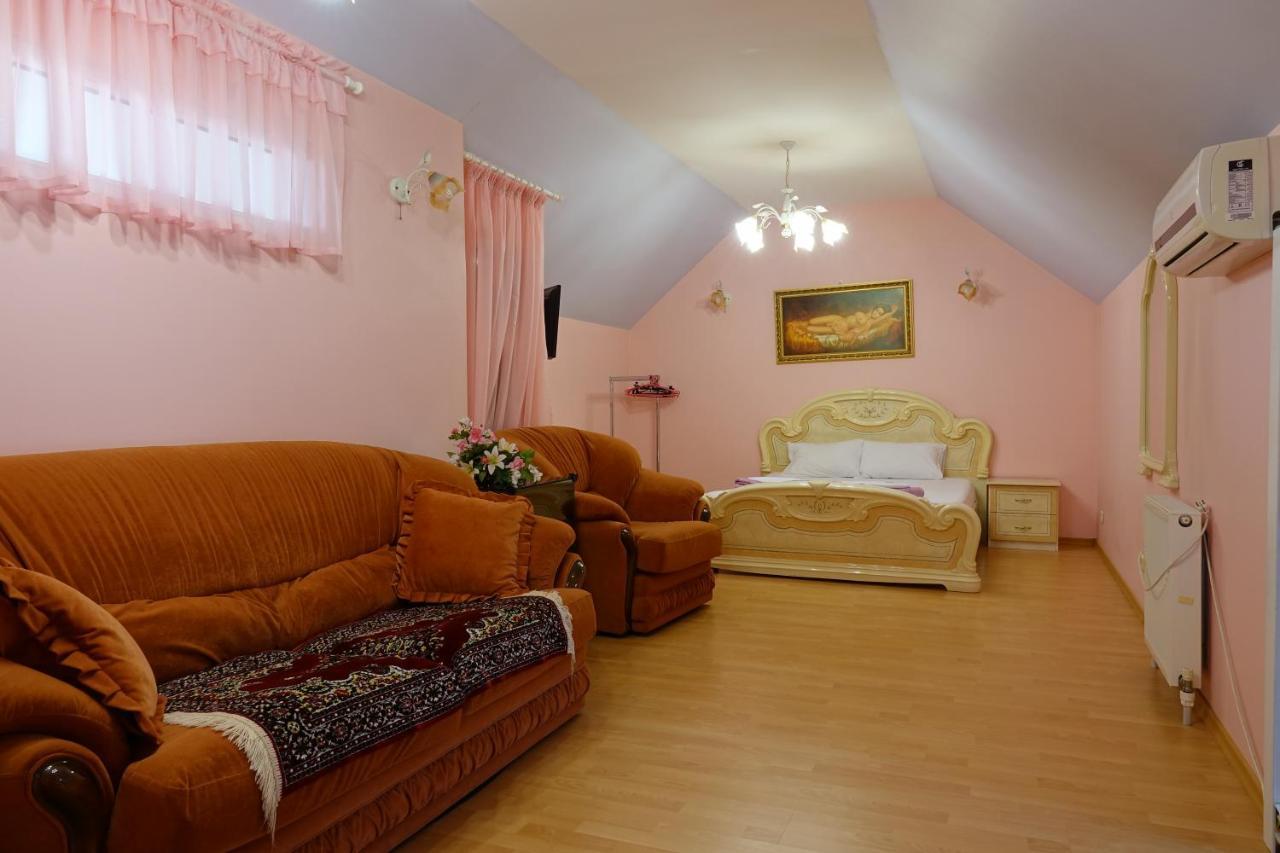 White House Apartments Odessa Eksteriør bilde